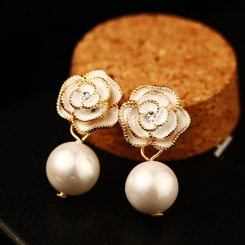 Famous Design Golden Flower Big Pearl Earring Stud Earrings For Women Trendy Jewelry - luckacco