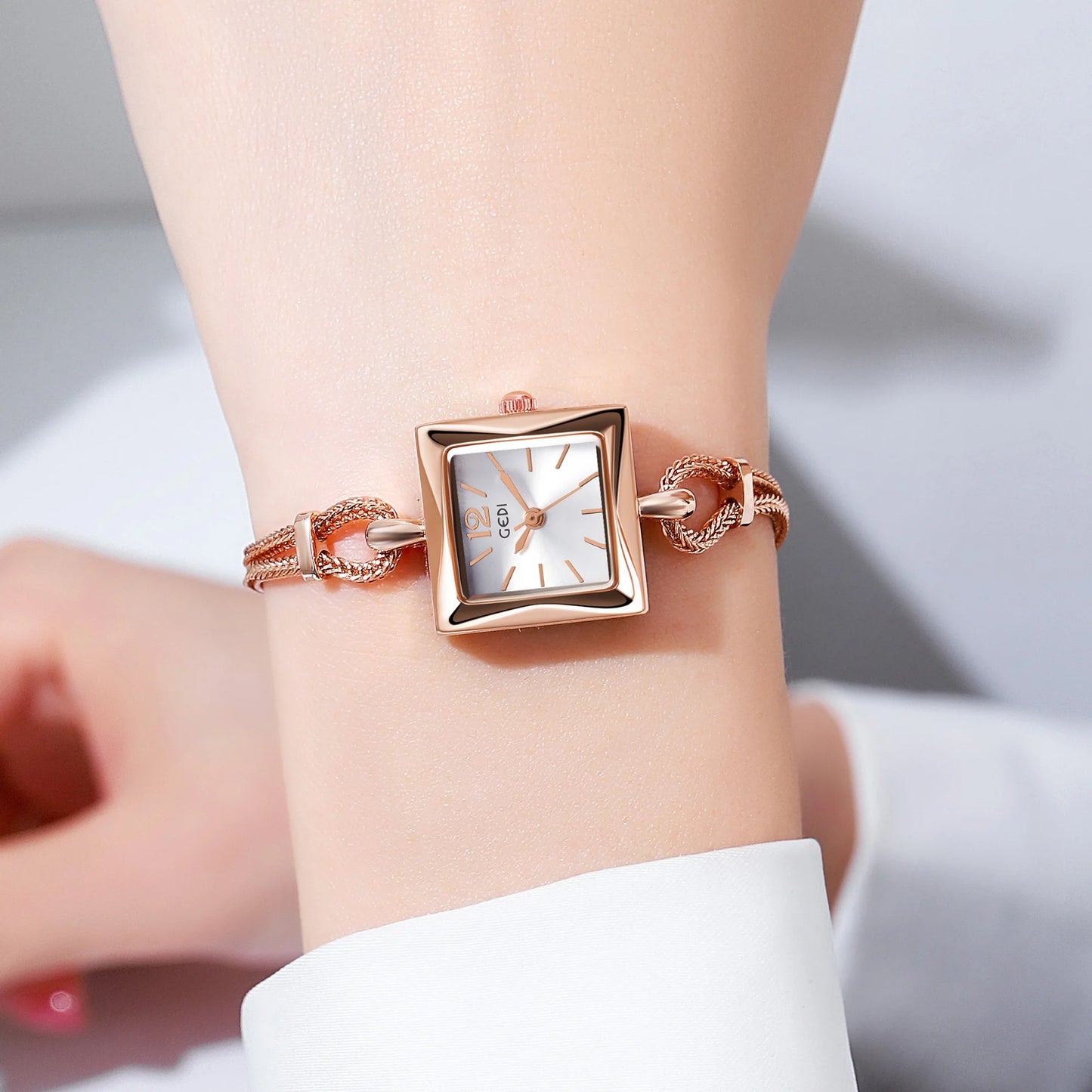 luckacco niche high-end women's watch simple small square plate alloy bracelet watch ladies medieval style quartz watch