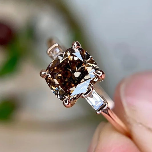 Luckacco New Fashion Retro Design Geometric Inlaid Zirconia Women's Ring Delicate and Elegant Temperament Holiday Jewelry Accessories