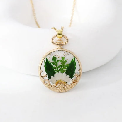 Luckacco Elegant Dried Flower Charm Necklace Handmaking Epoxy Resin Flowers Necklace Unique Plant Design Series Chain Necklace