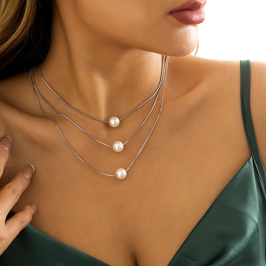 Luckacco Multi-Layer White Imitation Pearl Necklace Bead  Chain Punk Ladies Wedding Short Clavicle Necklac Girl Charm Banquet Jewelry