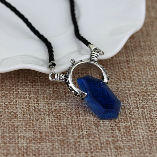 Luckacco DMC Devil Maycry Pendant Necklace Devil Hunter Dante Perfect Amulet Red Crystal Necklaces for Women Men Choker Jewelry