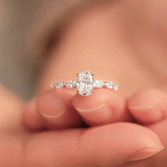 Luckacco New 925 Silver Color Oval Ring Women Exquisite Fashion Metal Inlaid AAA Zircon Stones Wedding Ring Engagement Fine Jewelry