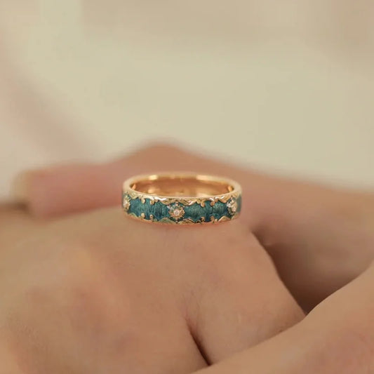 Luckacco Exquisite Design Green Enamel Rings Retro Aestheticism Gold Color Metal Enamel Process Pattern Rings Jewelry