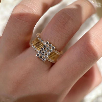 Luckacco Light luxury retro classical diamond inlay Square rings for women unique design exquisite ring wedding banquet jewelry gift