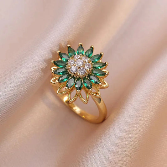 Luckacco Luxury Zircon Four-leaf Clover Rotating Ring Lucky Transfer Jewelry Gift for Children Tik Tok Same Style for Women for Friends
