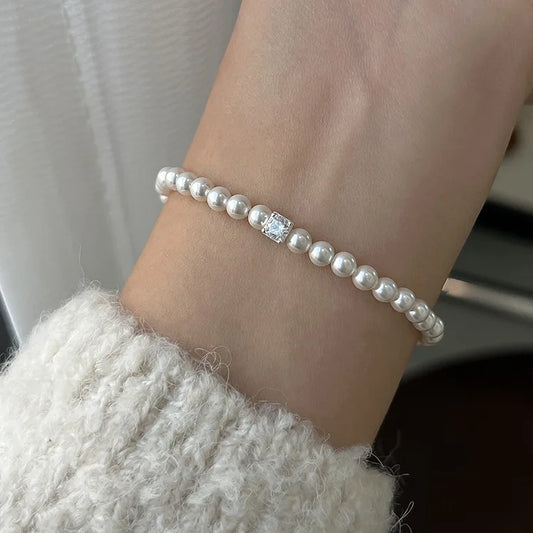 Luckacco Vintage Creativity Irregular Baroque Imitation Pearl Heart Shape Beading Bracelets for Women Fashion Accessories Lucky Tag Gifts