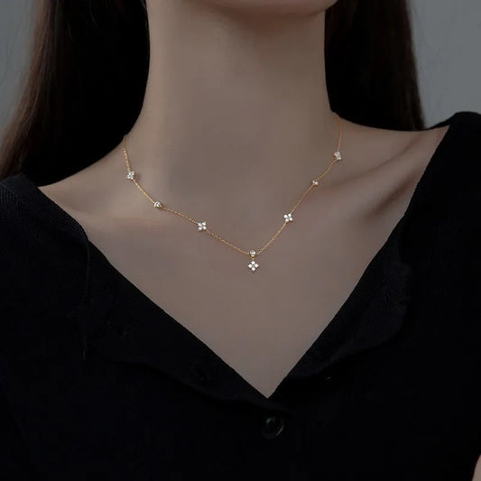 Luckacco Temperament Trend Four Leaf Zircon Flower Pendant Necklaces for Women Exquisite Stainless Steel Chokers Jewelry Anniversary Gift