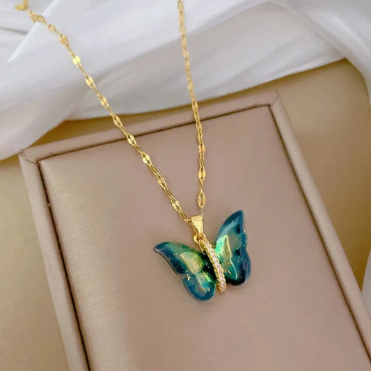 Luckacco 1pcs Gold Butterfly Series Copper Encrusted Zircon Pendant Titanium Steel Chain Simple And Elegant Necklace