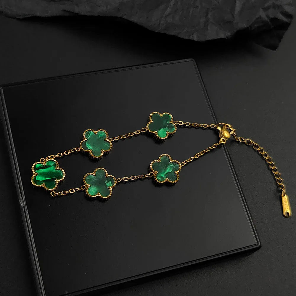 luckacco mussel five-leaf plum blossom stainless steel women's exquisite chain bracelet, 18k gold plated, light luxury, lucky jewelry