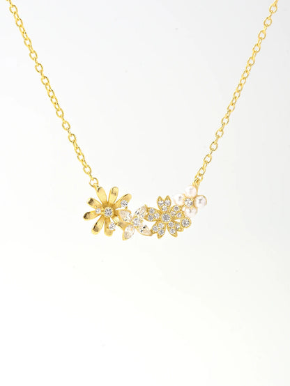 Luckacco Hot Selling 925 Sterling Silver Necklace Inlaid With Zircon Flowers And Pearls, With A Niche Design And Gentle Temperament.