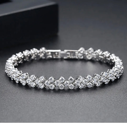 Luckacco Water Drill Heart Encrusted Roman Bracelet Minority Design Sense Ins Simple Crystal Zircon Wedding Bracelet