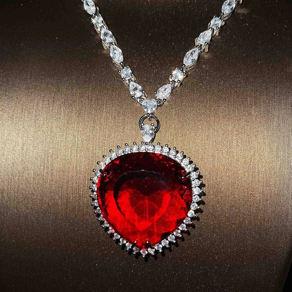 New Fashion Exaggerated Big Heart Cubic Zirconia S925 Silver Pendant Necklace Female Romantic Valentine's Day Gift Fine Jewelry