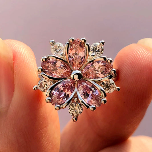 Luckacco Cute Female Pink Crystal Stone Ring Charm Silver Color Thin Wedding Rings For Women Dainty Bride Flower Zircon Engagement Ring