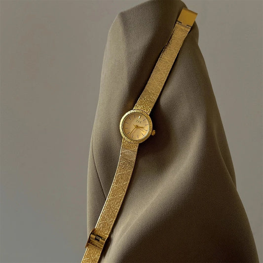 Luckacco 2025 Vintage Woman Quartz Watch Gold Noble Clock Fashion Bracelet Steel Belt Elegant Women Watches Luxury