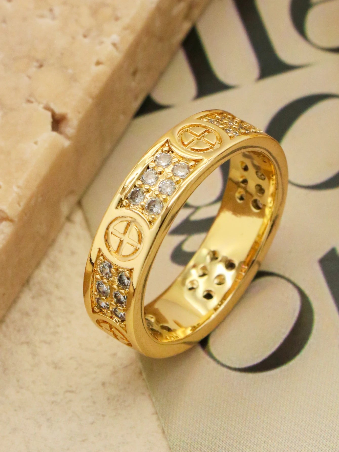 luckacco 1 piece hot selling men inlaid zircon classic gold color rings for women rings gift jewelry