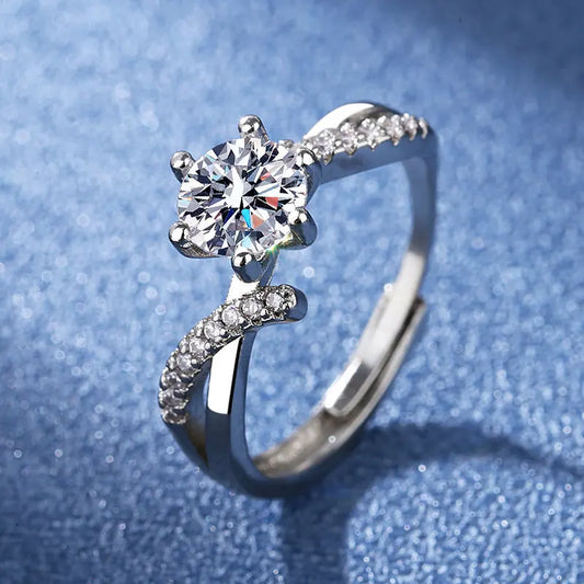 Luckacco Light luxury sweet S925 sterling silver and white gold moissanite ring female six-claw wedding ring