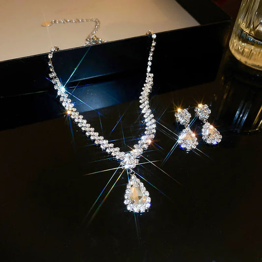 Luckacco Shiny Crystal Necklace Earrings Women's Fashion Big Water Droplet Rhinestone Necklaces Wedding Evening Dress Jewelry Set
