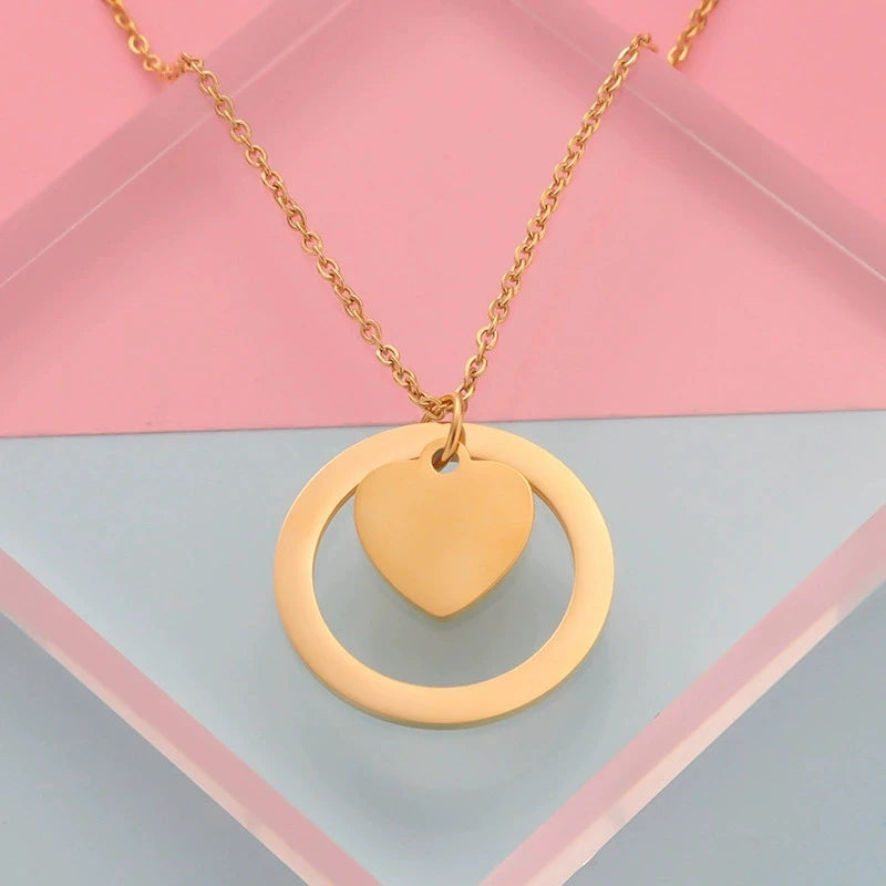 luckacco stainless steel exquisite, simple and fashionable necklace with circular ring and heart-shaped pendant
