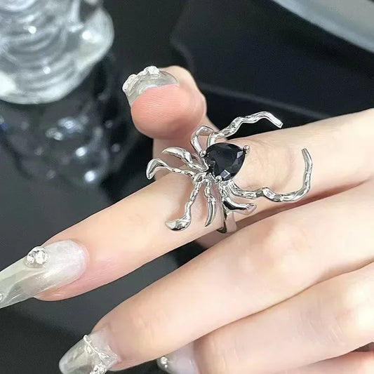 Luckacco Gothic Punk Black Zircon Animal Spider Finger Rings for Women Creative Vintage Insect Rings Halloween Cool Stuff Party Jewelry