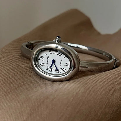 Luckacco Famous Brand Women Quartz Watch Fashion Luxury Gold Wristwatch Gift Ladies Rome Dial Bracelet Watch  Clock