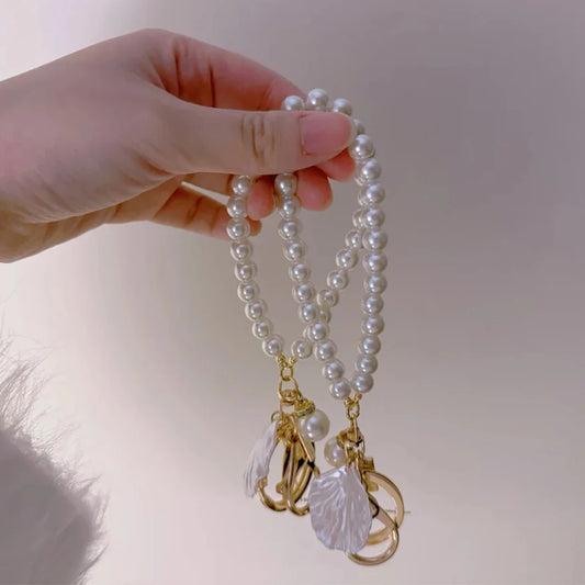 Luckacco picks Cute Pearl Keychain for Women Girls Shiny Pearl Bead Shell Phone Bag Backpack Charm Accessory Car Key Key Chain Pendant