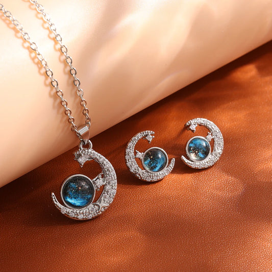 Luckacco Light Luxury Titanium Steel Star Series Necklace for Women Gold Color Planet Moon Astronaut Pendant Necklaces Jewelry Gifts