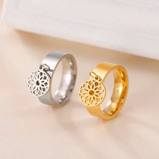 Luckacco Unift Women Stainless Steel Charms Rings Flower Leaf Spider Paw Pendant Finger Ring Fashion Minimalist Couple Jewelry