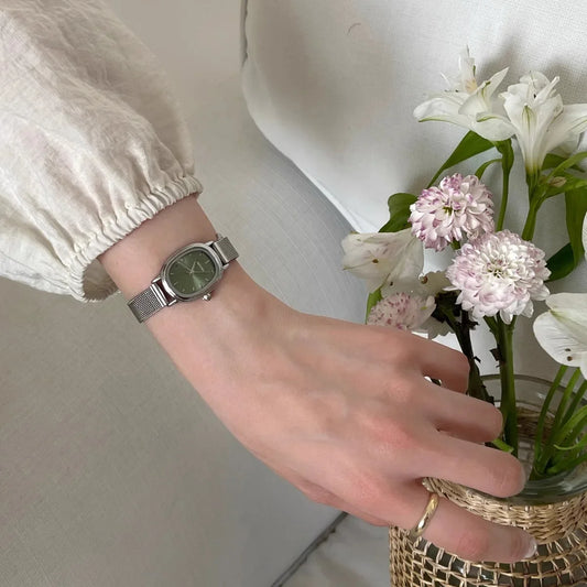 Luckacco Simple Brand Women Watch Small Oval Dial Green Ladies Wristwatches Luxury Girl Gift Watch  Relojes Para Mujer