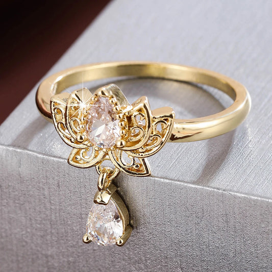 Luckacco Fashion Elegance Lotus Ladies' Ring Synthetic Zirconia Teardrop-Shaped Pendant Ring