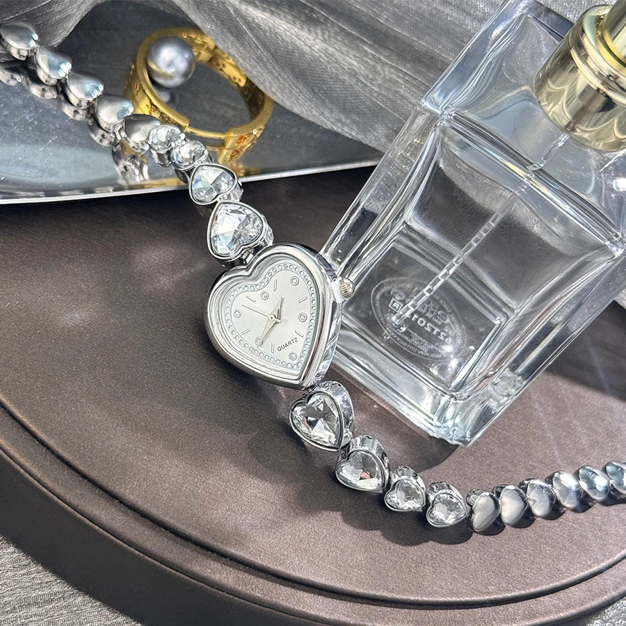 luckacco women's heart-alloy case sparkly cute heart-shaped glass rhinestone bracelet elegant stylish quartz watch