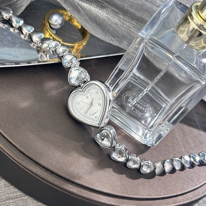 Luckacco Women's heart-alloy case Sparkly cute heart-shaped glass rhinestone bracelet Elegant stylish quartz watch