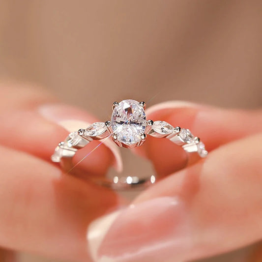 Luckacco New 925 Silver Color Oval Ring Women Exquisite Fashion Metal Inlaid AAA Zircon Stones Wedding Ring Engagement Fine Jewelry