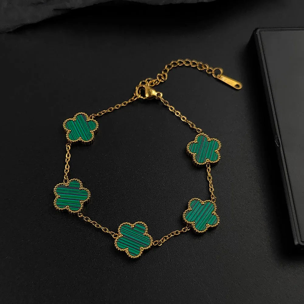 luckacco mussel five-leaf plum blossom stainless steel women's exquisite chain bracelet, 18k gold plated, light luxury, lucky jewelry