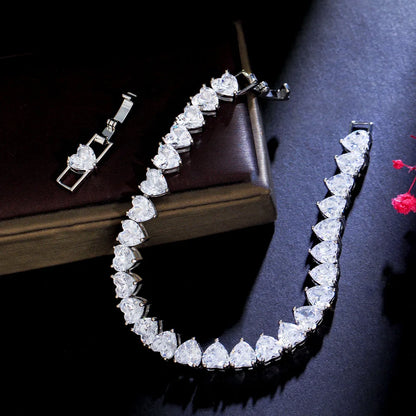 Luckacco CWWZircons Chic Love Heart Shape Cubic Zirconia Stone Wedding Engagement Tennis Bracelet for Women Classic CZ Jewelry Gift CB293