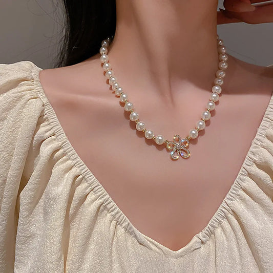 Luckacco 2023 New Fashion Trend Unique Design Delicate Vintage Zircon Flower Pearl Necklace Women Jewelry Wedding Party Premium Gift
