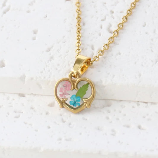 Luckacco Elegant Dried Flower Charm Necklace Handmaking Epoxy Resin Flowers Necklace Unique Plant Design Series Chain Necklace