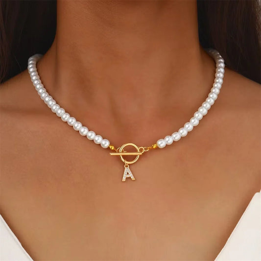 Luckacco Plastic Pearl Chain Obuckle Necklace Set With Crystal  26 Letter Pendant Collarbone Chain Name Necklace