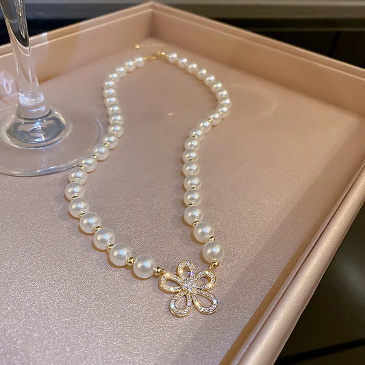 Luckacco 2023 New Fashion Trend Unique Design Delicate Vintage Zircon Flower Pearl Necklace Women Jewelry Wedding Party Premium Gift