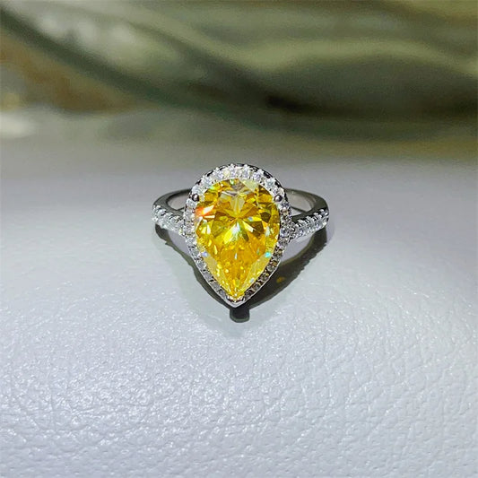Luckacco Luxury Pear Cut 5Ct Red Moissanite Diamond Ring 925 Sterling Silver Party Wedding Band Rings for Women Bridal Engagement Jewelry