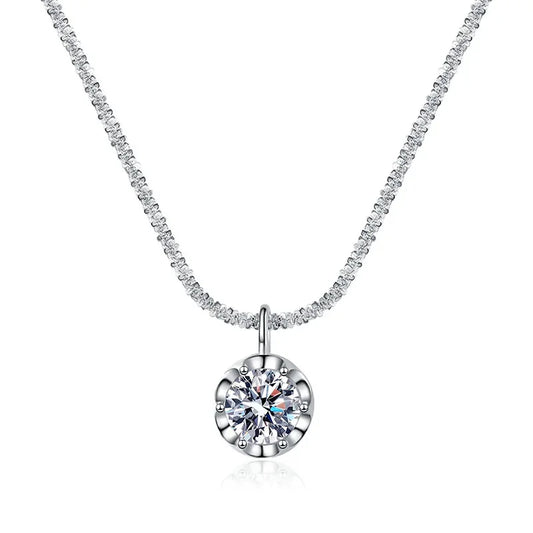 Luckacco 1/2CT Glassic Sparkling Round Cut Moissanite Pendant for Women Test Passed Lab Grown Diamond 925 Sterling Silver Elegant