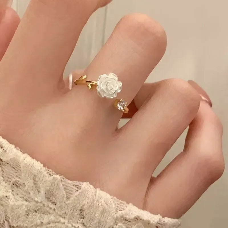 luckacco new trend luxury rings for women gold plated stainless steel rose ring fashion aesthetic jewelry temperament anillos mujer