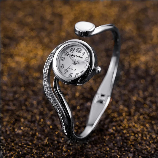 Luckacco Creative Fashion Women Dress Wristwatch Small Dial Bracelet Watches Quartz Movement Ladies' Watch Diamonds Steel Clock Gift