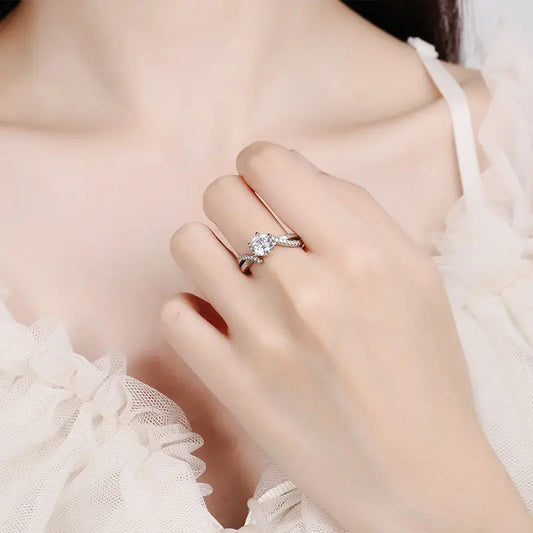 Luckacco Light luxury sweet S925 sterling silver and white gold moissanite ring female six-claw wedding ring