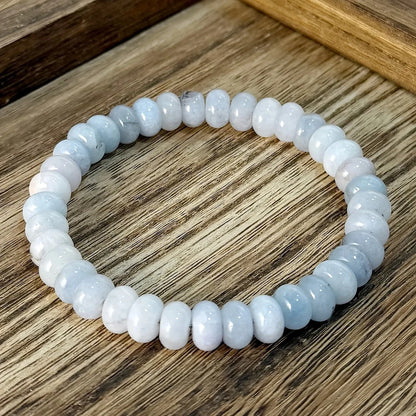 Luckacco Elegant Lavender Stone Bracelet can help alleviate anxiety, maintain calmness and help relax nerves, and promote sleep