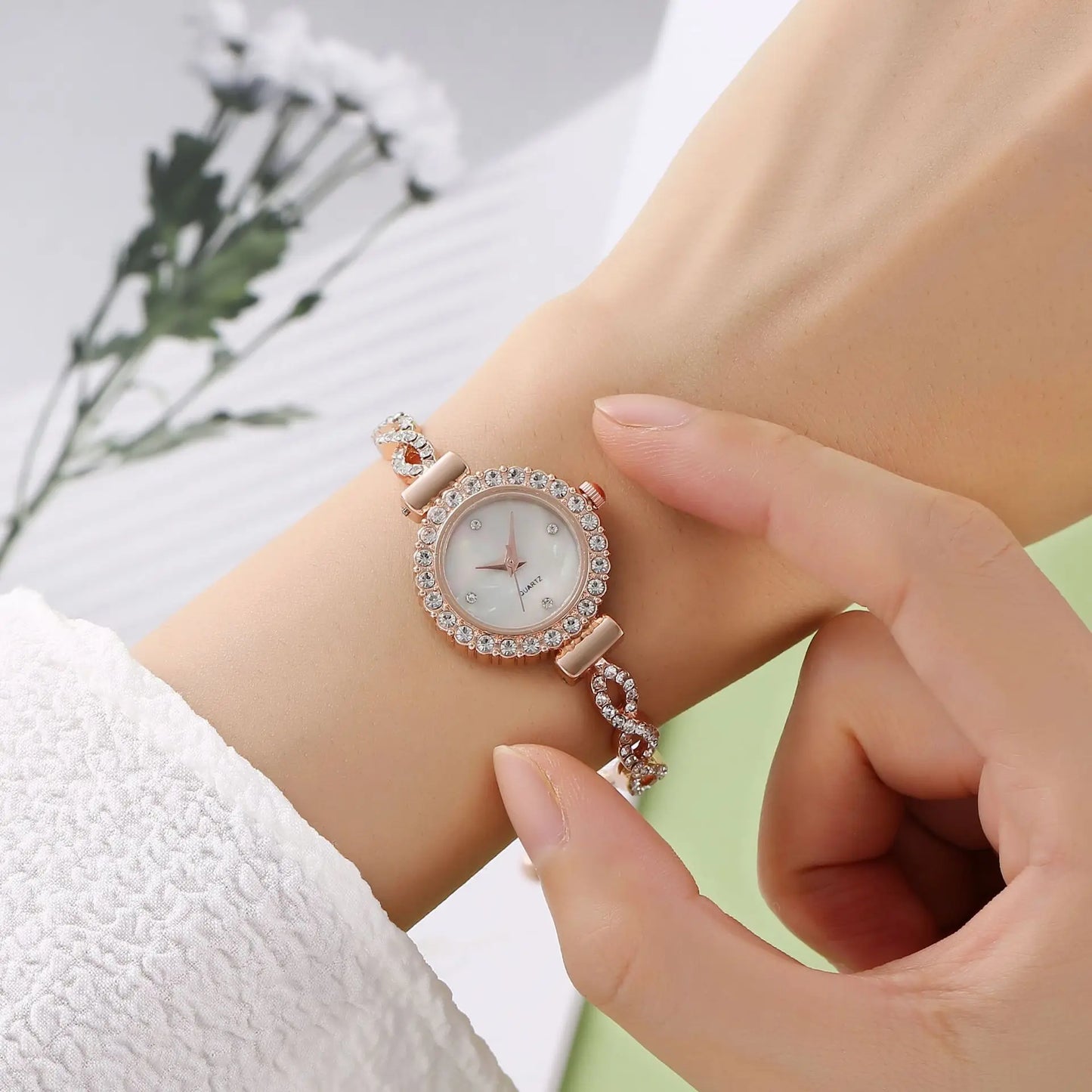luckacco luxury women's watches simple quartz wristwatches small dial watches bracelet ladies watch gift clock relogio feminino