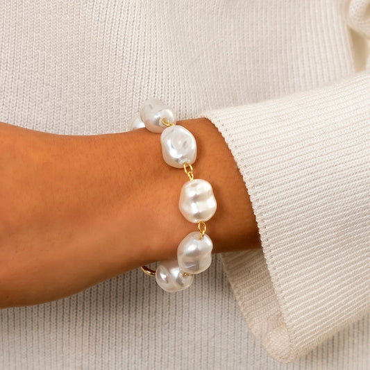 Luckacco Vintage Imitation Pearl Heart OT Buckle Pendant Bracelet for Women Wed Bridal Bead Chain Bangles Couple Hand Jewelry New