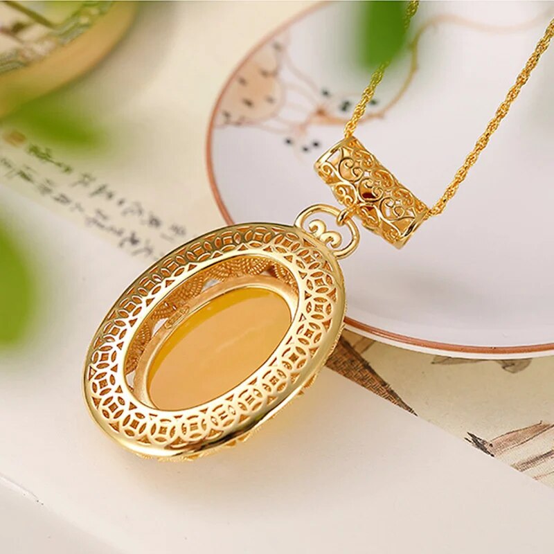 Amber Beeswax Oval Egg Pendant Necklace Female Engagement Accessories Tide 925 Sterling Silver Clavicle Necklace Women Jewelry