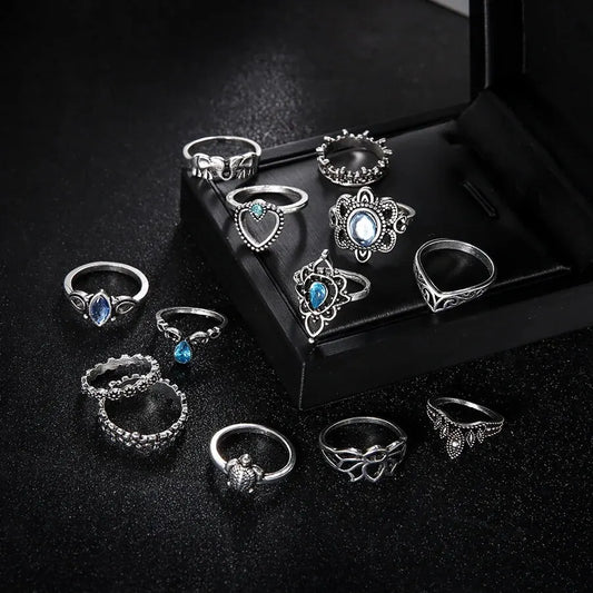 Luckacco 13Pcs/Set Vintage Carved Hollow Flower Crown Love Rings for Women Trendy 2024 Retro Exquisite Fringer Rings Party Jewelry Gift