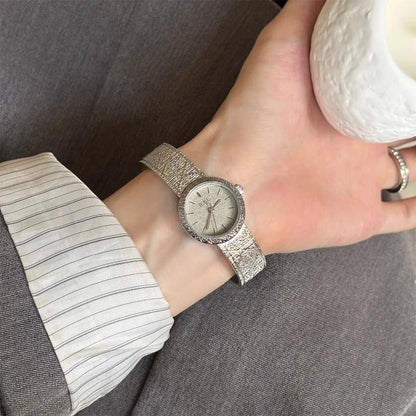 Luckacco 2025 Vintage Woman Quartz Watch Gold Noble Clock Fashion Bracelet Steel Belt Elegant Women Watches Luxury